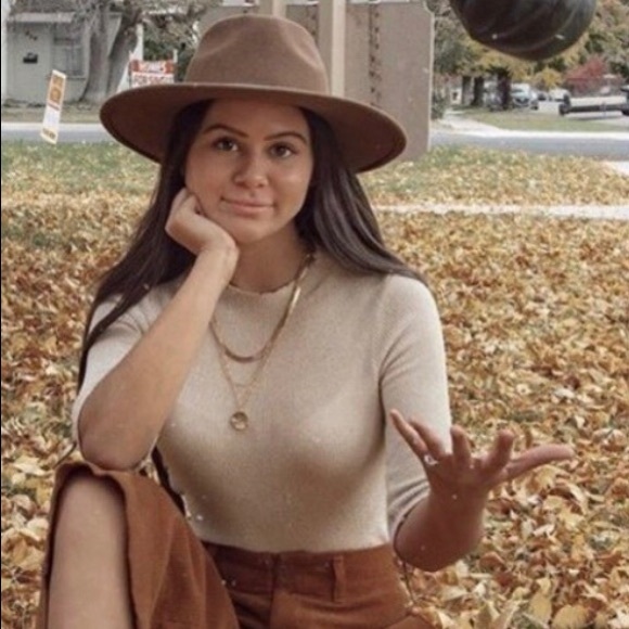 SOLD OUT - Picture 3 of 6